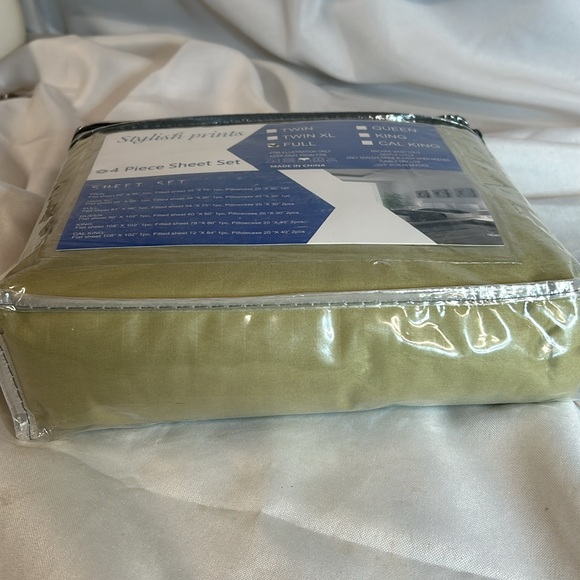 Stylish Prints 4 Piece Sheet Set. Size-Full. Sage Green Color. NWT - Picture 5 of 7